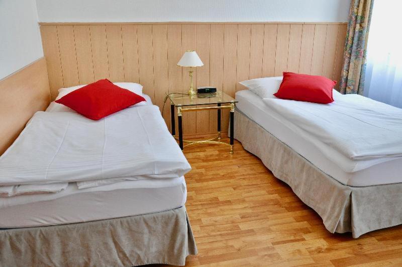 Hotel Ring